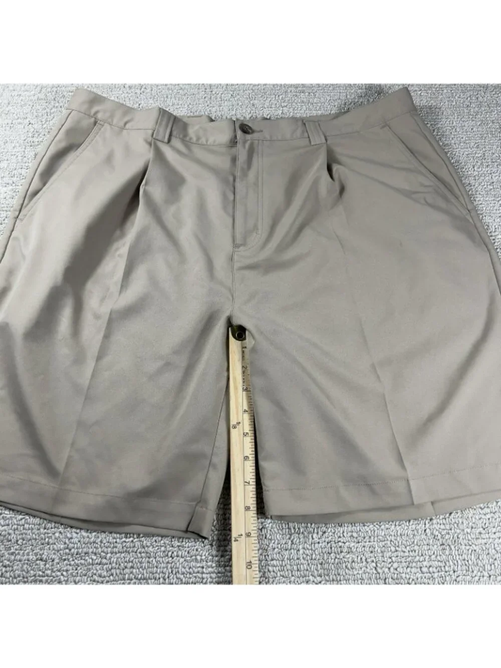 Adidas Originals Khaki Shorts Beige Men’s Size 40 x 9